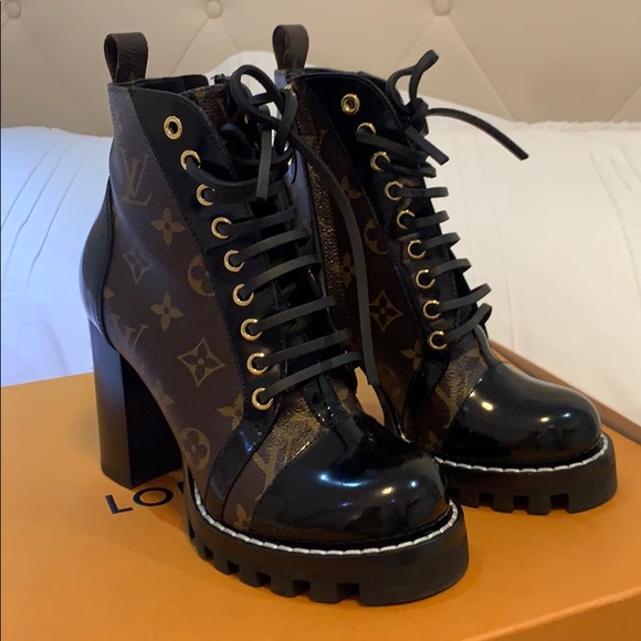 ⚡️SALE⚡️ Louis Vuitton Star Trail Ankle Boot - Picture 2 of 9